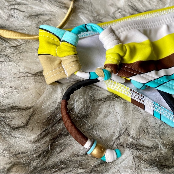 đź‘™Striped String Bikini Sz S - Picture 2 of 2